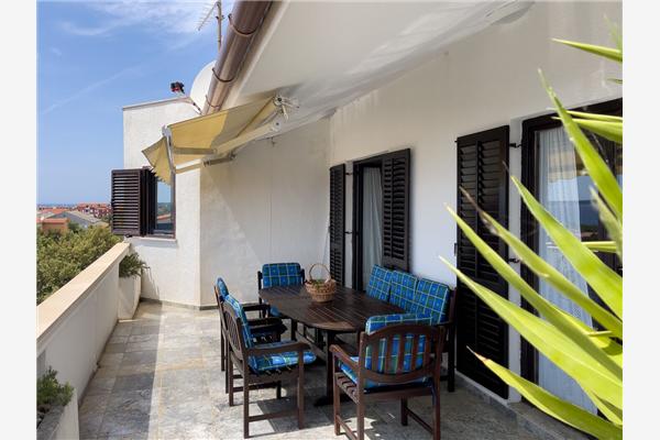 Apartment A6, for 5 persons