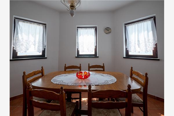 Apartment A6, for 5 persons