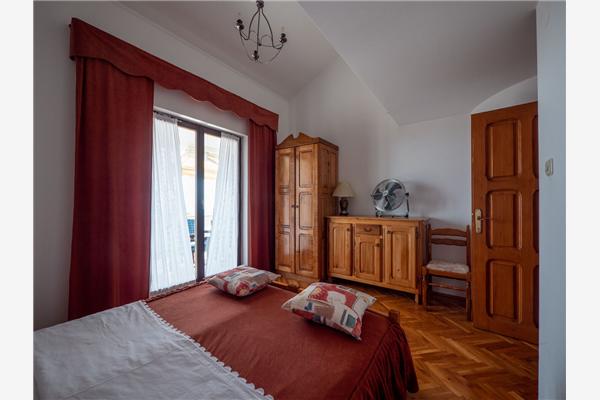 Apartment A6, for 5 persons