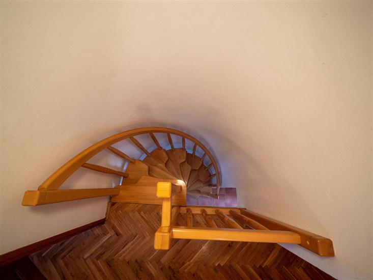 Apartment A6, for 5 persons