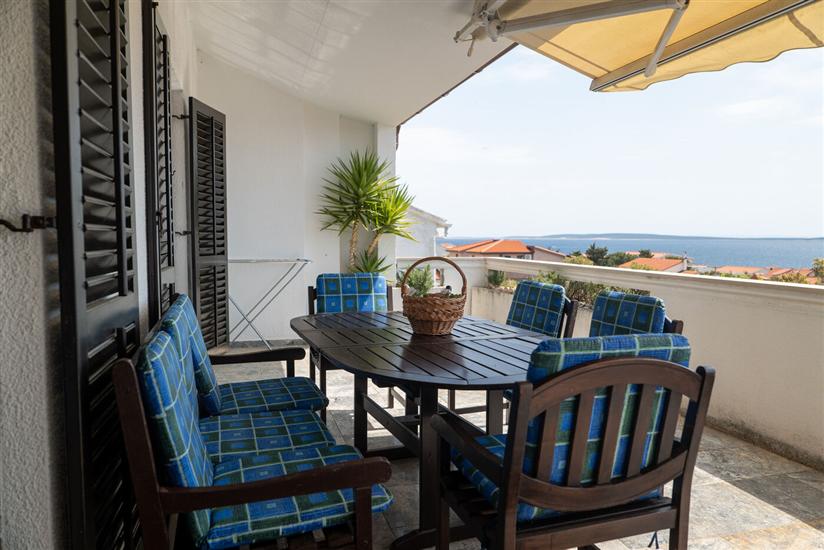 Apartment A6, for 5 persons