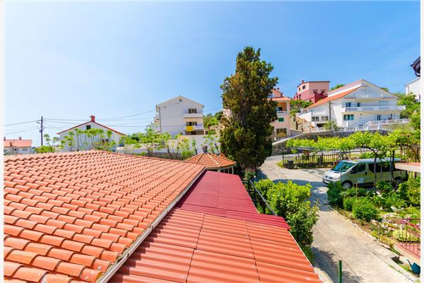 Room S2, for 2 persons