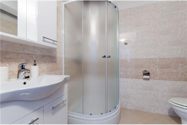 Room S3, for 2 persons