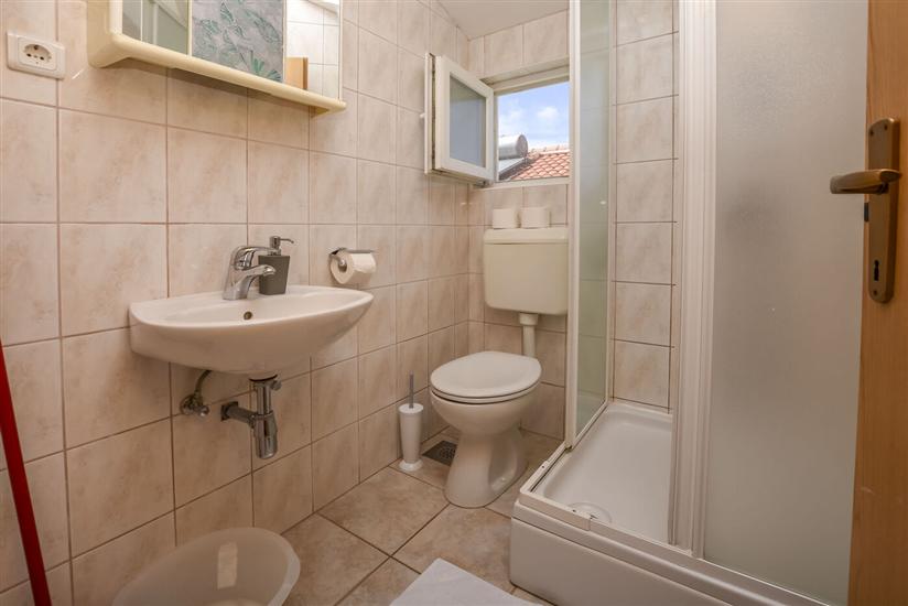 Apartment A4, for 4 persons