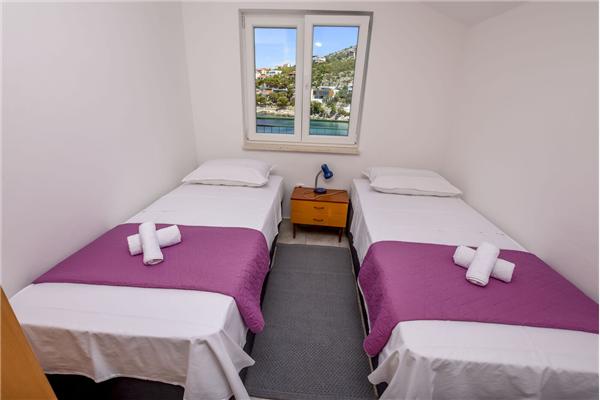 Apartment A4, for 4 persons