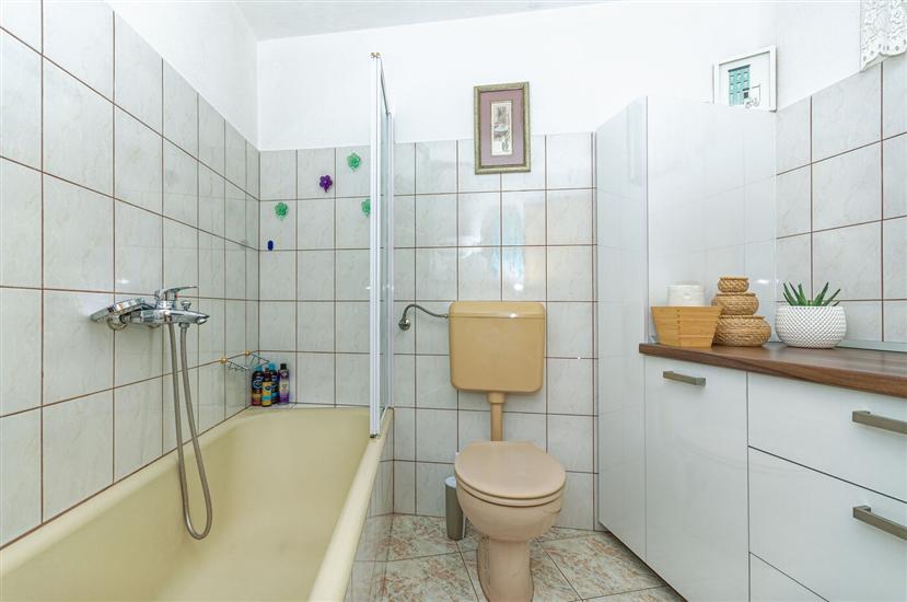 House K1, for 5 persons