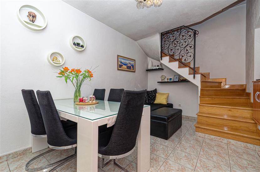 House K1, for 5 persons