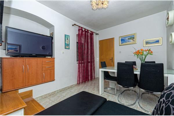 House K1, for 5 persons