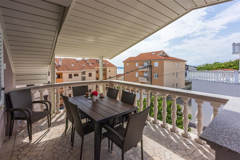Apartment A3, for 6 persons