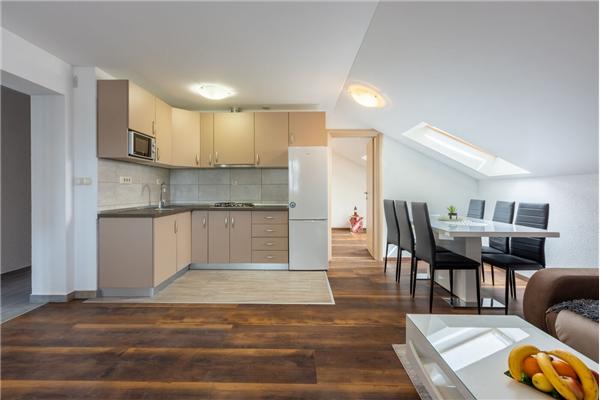 Apartman A3, na 6 osebe