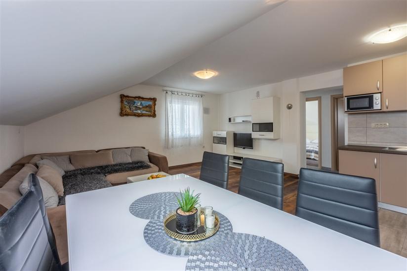 Apartman A3, na 6 osebe