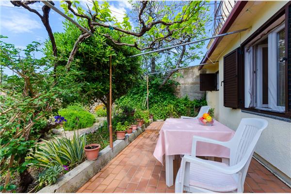 Apartment A1, for 2 persons