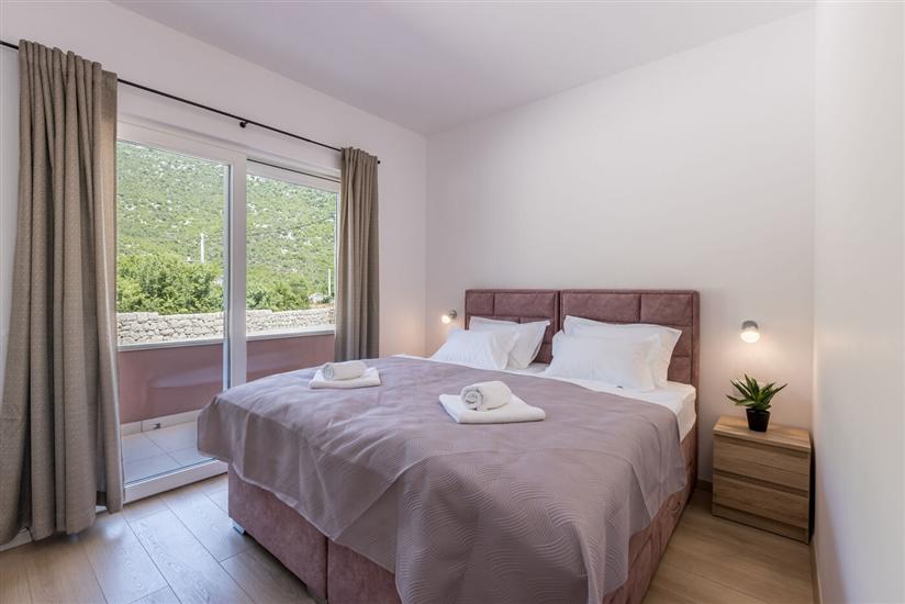 House K1, for 10 persons