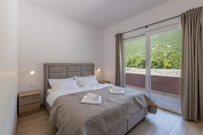 House K1, for 10 persons