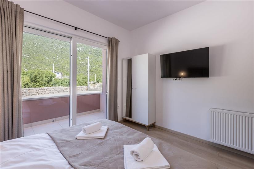 House K1, for 10 persons