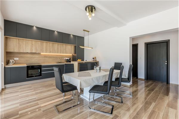 House K1, for 10 persons