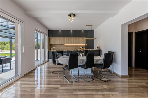 House K1, for 10 persons