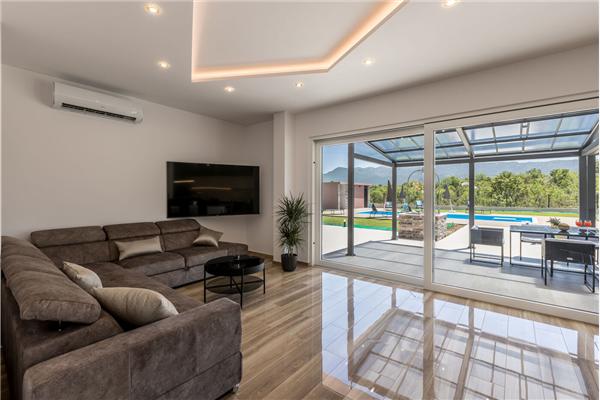 House K1, for 10 persons