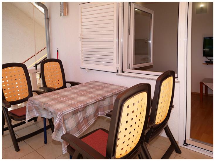 Apartment A2, for 4 persons