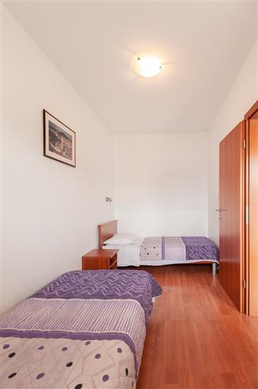 Apartment A1, for 6 persons