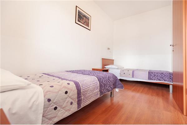 Apartment A1, for 6 persons