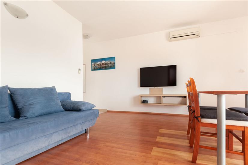 Apartment A1, for 6 persons