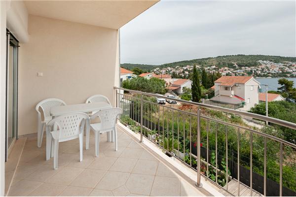 Apartment A1, for 6 persons