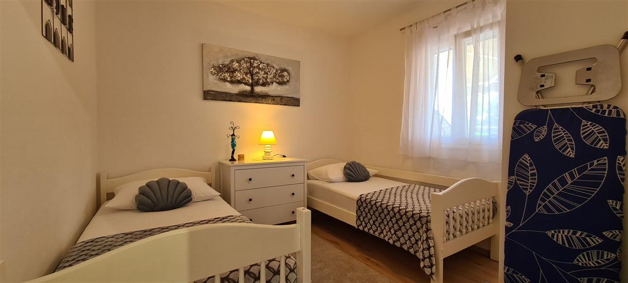 House K1, for 5 persons