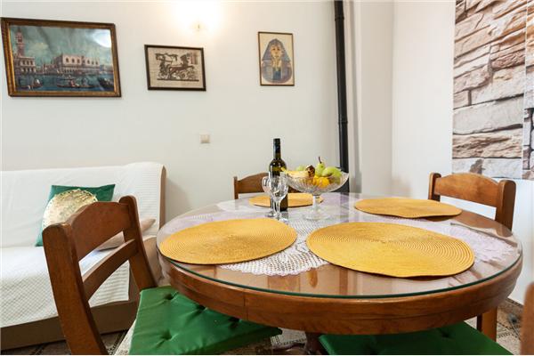 Apartment A2, for 4 persons