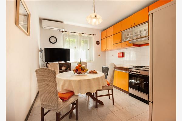 Apartment A1, for 4 persons
