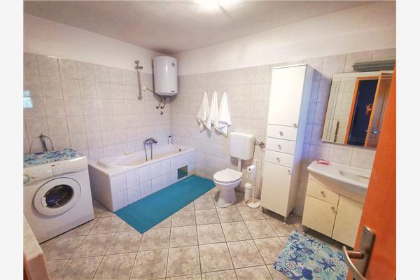 House K1, for 5 persons