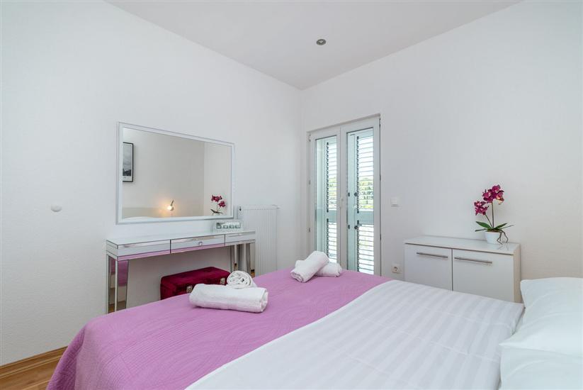 Apartment A3, for 6 persons