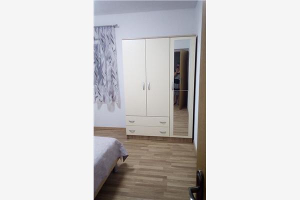 Apartment A2, for 5 persons
