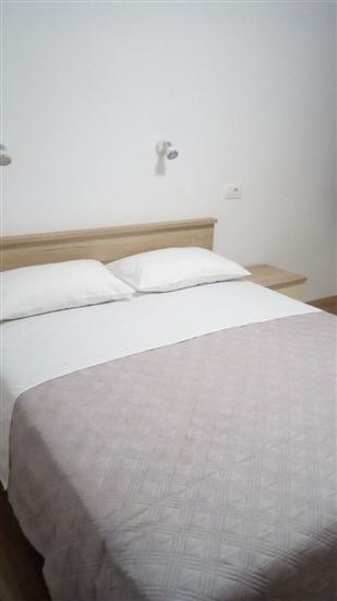 Apartment A2, for 5 persons