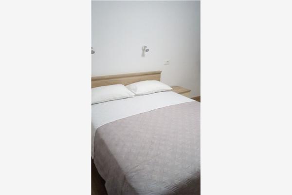 Apartment A2, for 5 persons