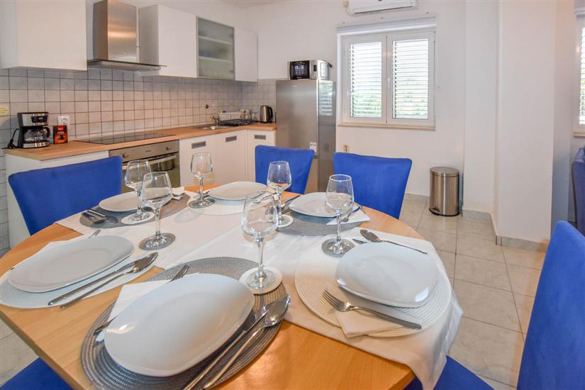 Apartment A1, for 4 persons