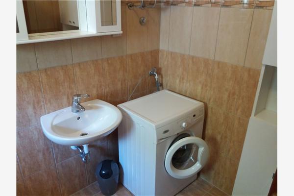 House K1, for 11 persons