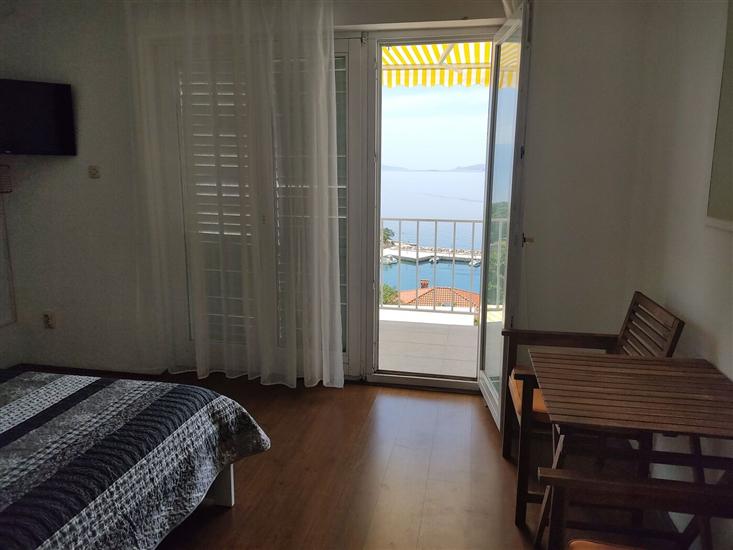 House K1, for 11 persons