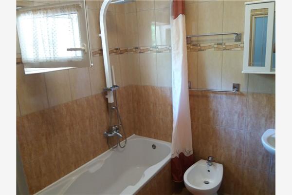 House K1, for 11 persons