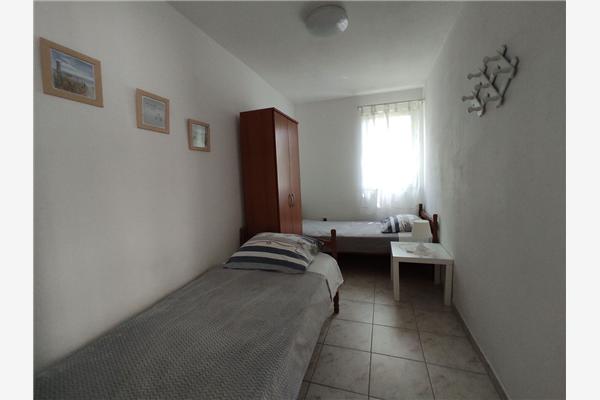 House K1, for 11 persons