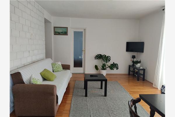 House K1, for 11 persons