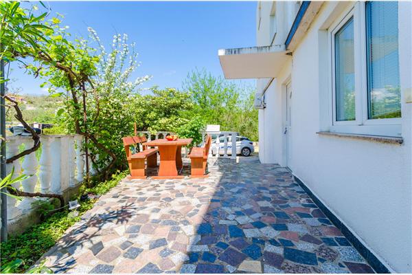 Apartment A1, for 6 persons