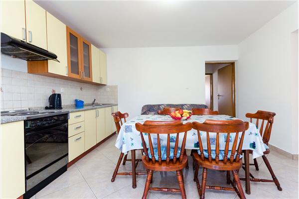 Apartment A1, for 6 persons