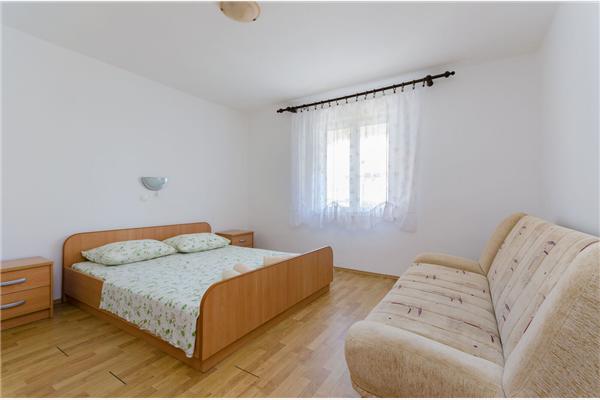 Apartment A1, for 6 persons
