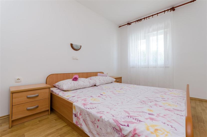 Apartment A1, for 6 persons