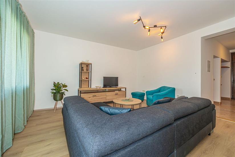 Apartment A1, for 7 persons