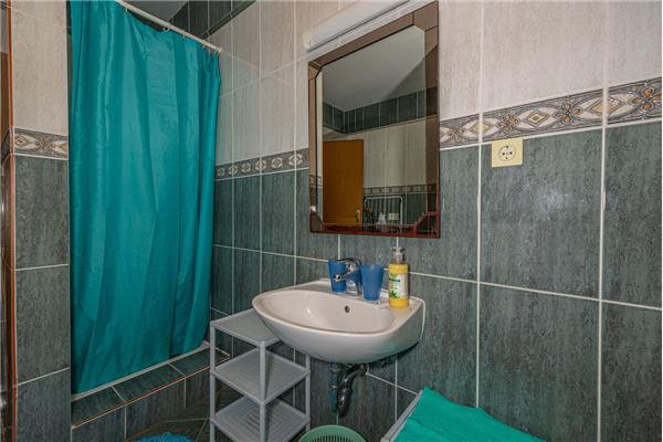 Apartment A1, for 7 persons