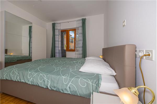 Apartment A1, for 7 persons