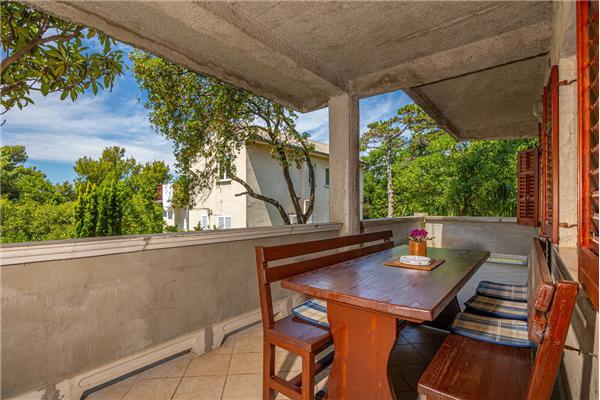 Apartment A1, for 7 persons