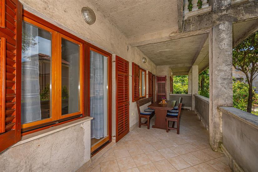 Apartment A1, for 7 persons